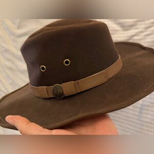 Outback Trading Co. Kodiak Brown oilskin hat 1480